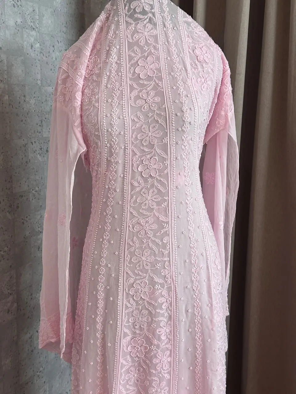 Soft Pink Chikankari 18 Kali Anarkali Set